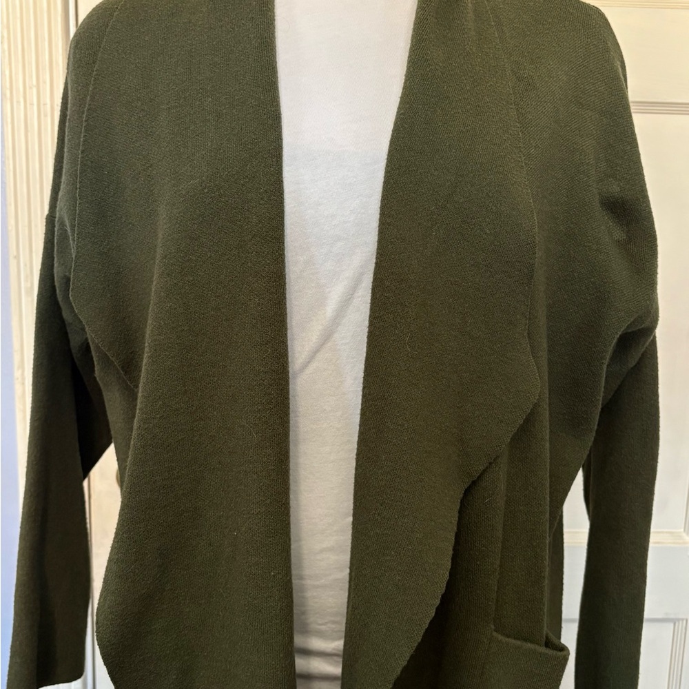 Chic Forest Green Women's Cardigan